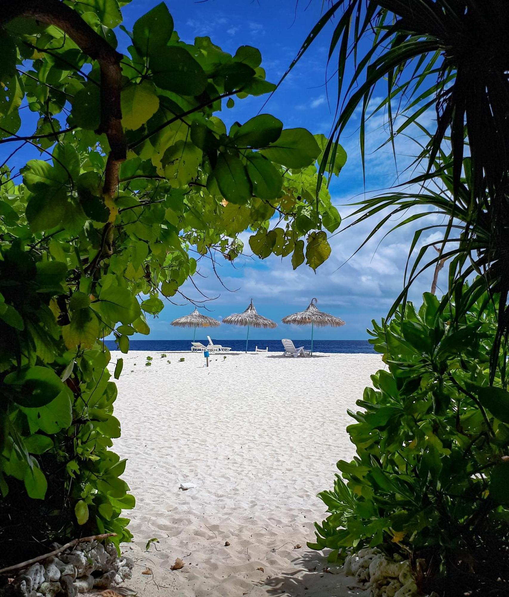 Ukulhas Villa Oceanview Hotel & Spa Kültér fotó
